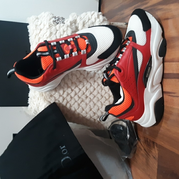 Men’s Dior Sneaker size 42 NWT, NIB Homme US size 9 - Picture 2 of 10